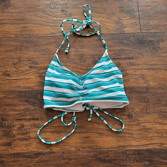 CUPSHE Bikini Top - Picture 1 of 3